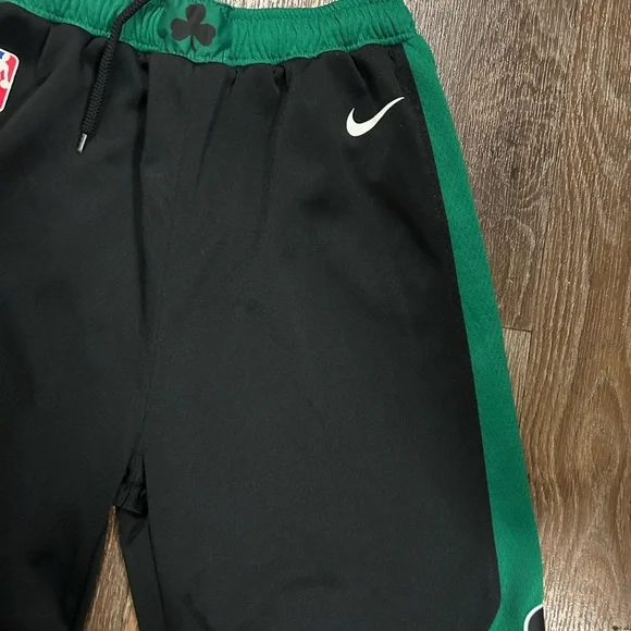 Nike Celtic Black and Green Authentic Basketball Shorts - Picture 3 of 6